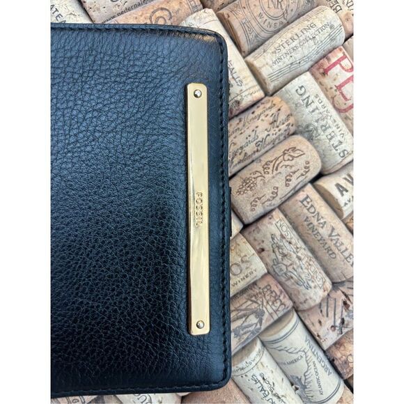 Fossil black pebbled leather bifold wallet with gold-tone details - Picture 5 of 16